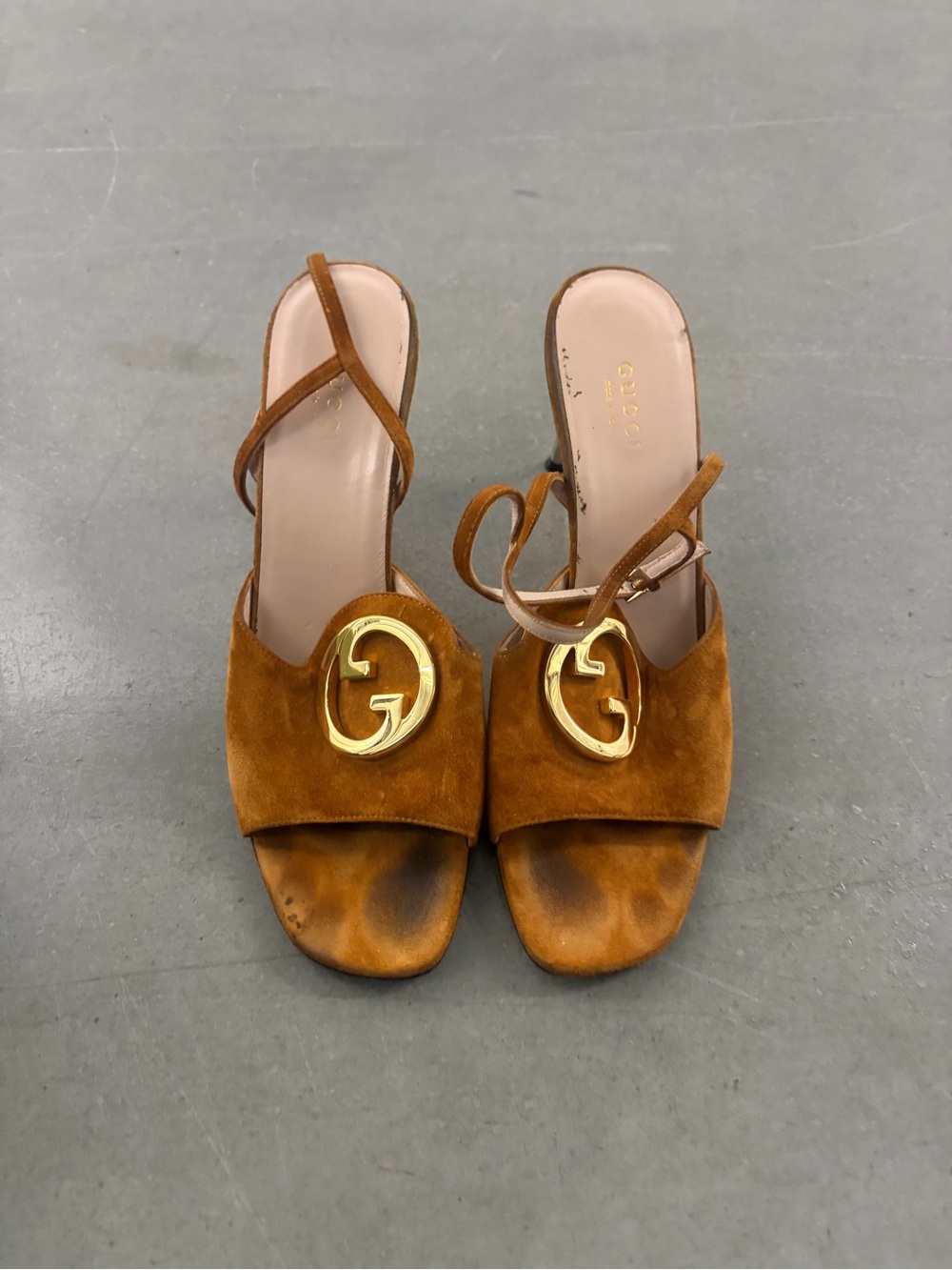 VINTAGE GUCCI BROWN SUEDE INTERLOCKING G SLINGBACK HEELS SIZE 39